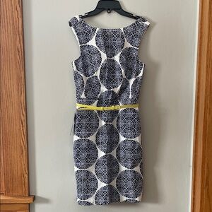 Elegant Navy and White Geometric Dress with Yellow Accent Belt